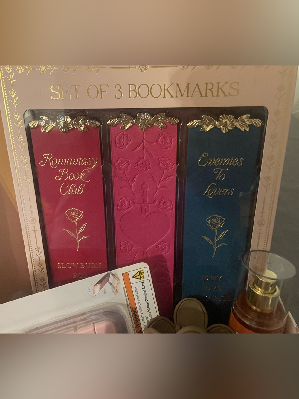 Luxurious Book Guru or Study Gift Set - Picture 5 of 11